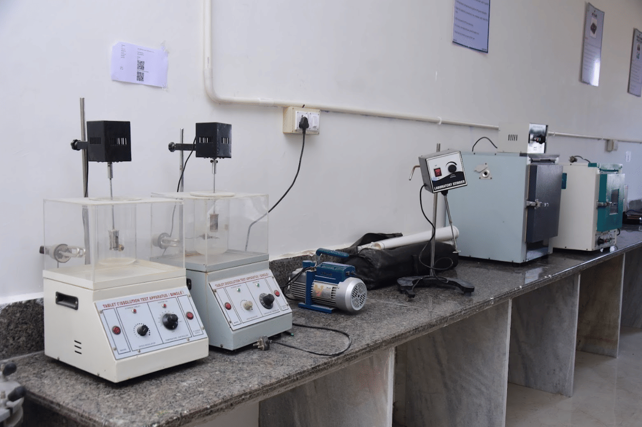 Biyani Institute of Pharmaceutical Sciences Jaipur Pharmacy Lab photo 11